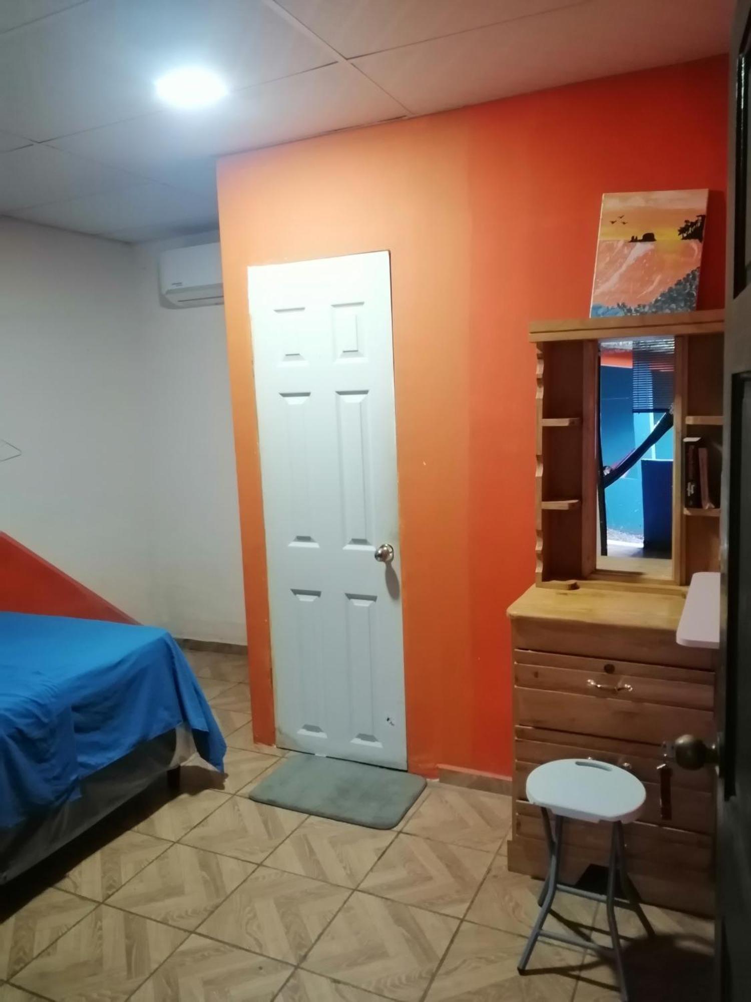 Hostal Nina Oly Tamanique Szoba fotó